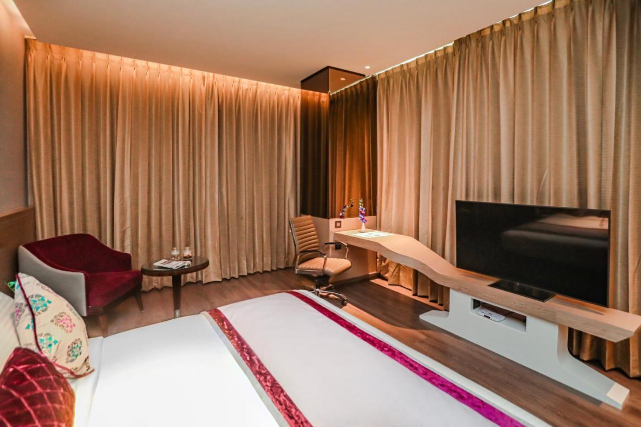 Regenta Place Verka Amritsar Exterior foto