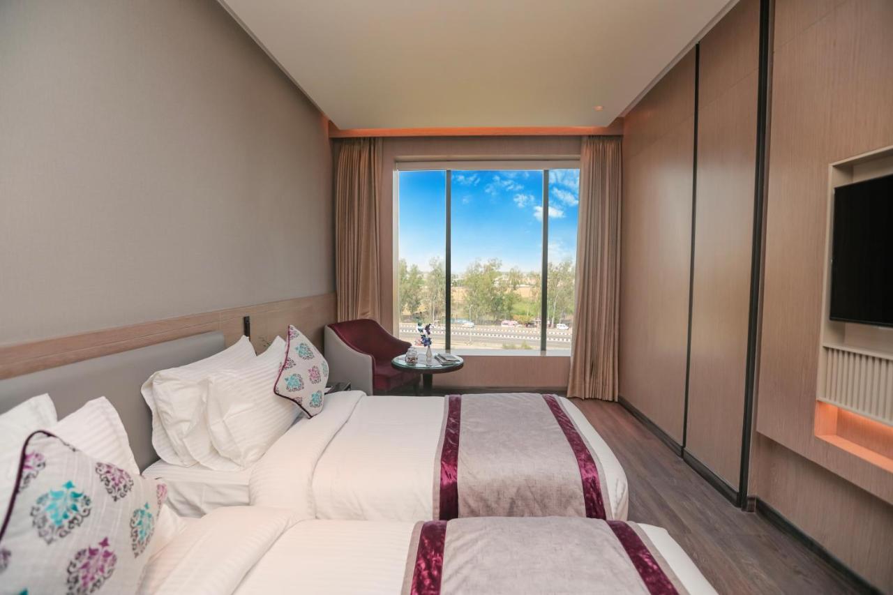 Regenta Place Verka Amritsar Exterior foto